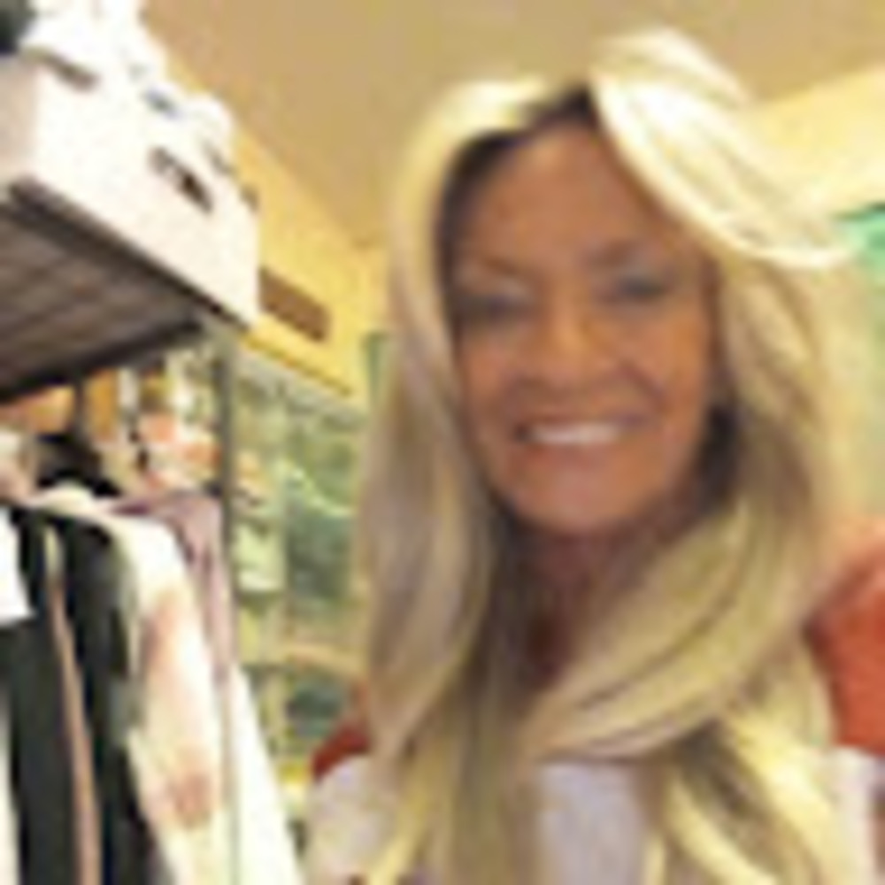 Meet your Posher, Kim